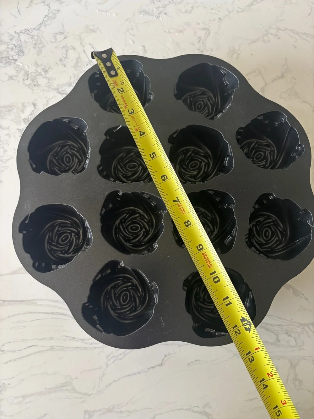 Williams Sonoma Sweetheart Rose Pan by Nordic Ware, NWT